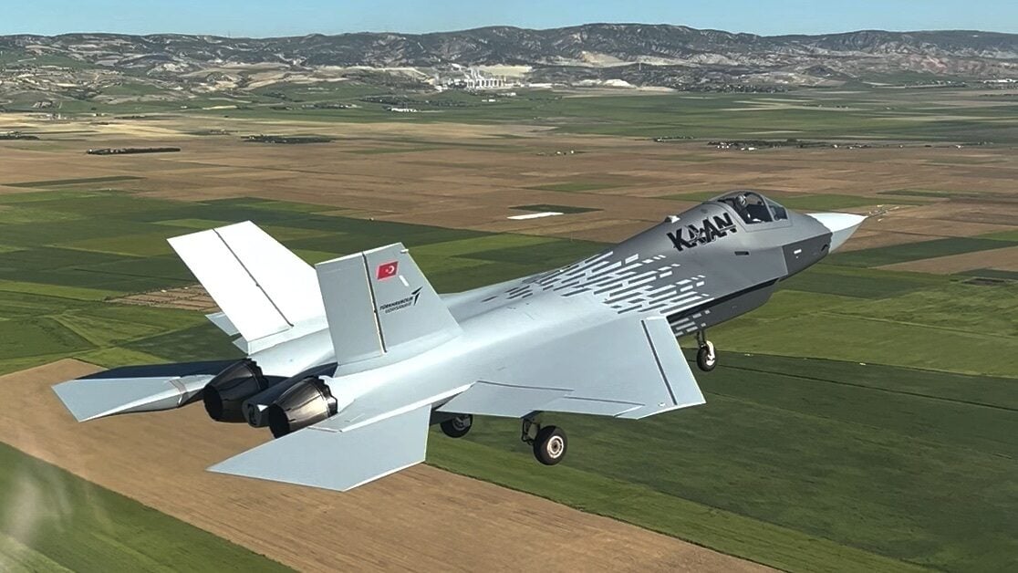 KAAN, Turkiye’s homegrown fighter jet, carries out its second successful test flight